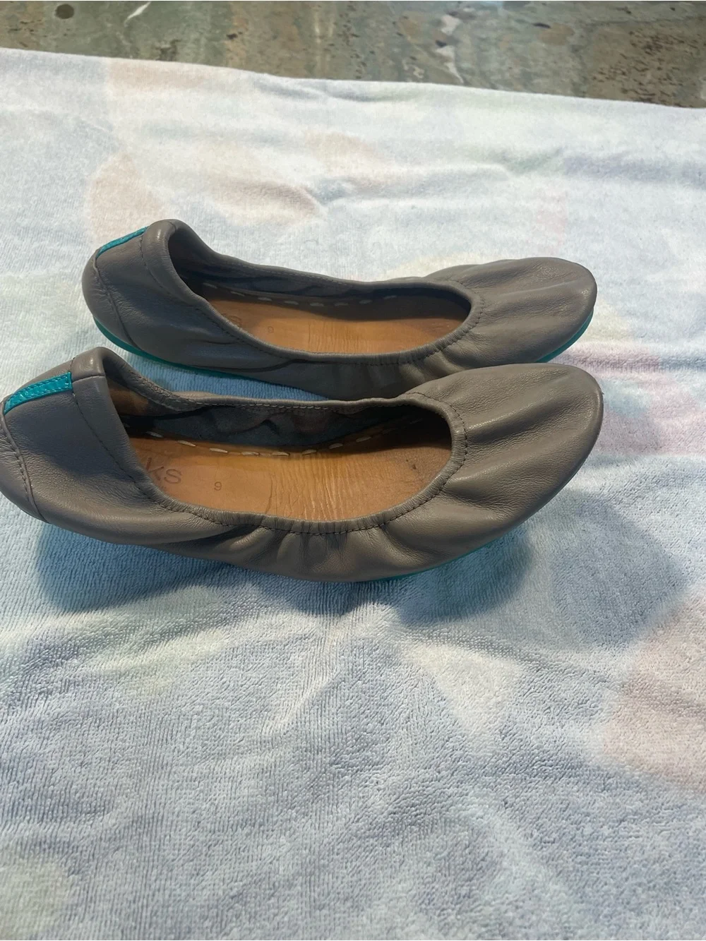 Tieks by Gavrieli ballet flats in taupe leather - size 9